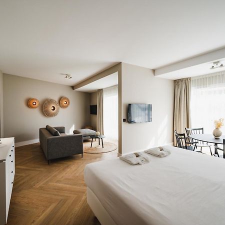 Van Der Valk Hotel Bloom サン・エギュルフ エクステリア 写真