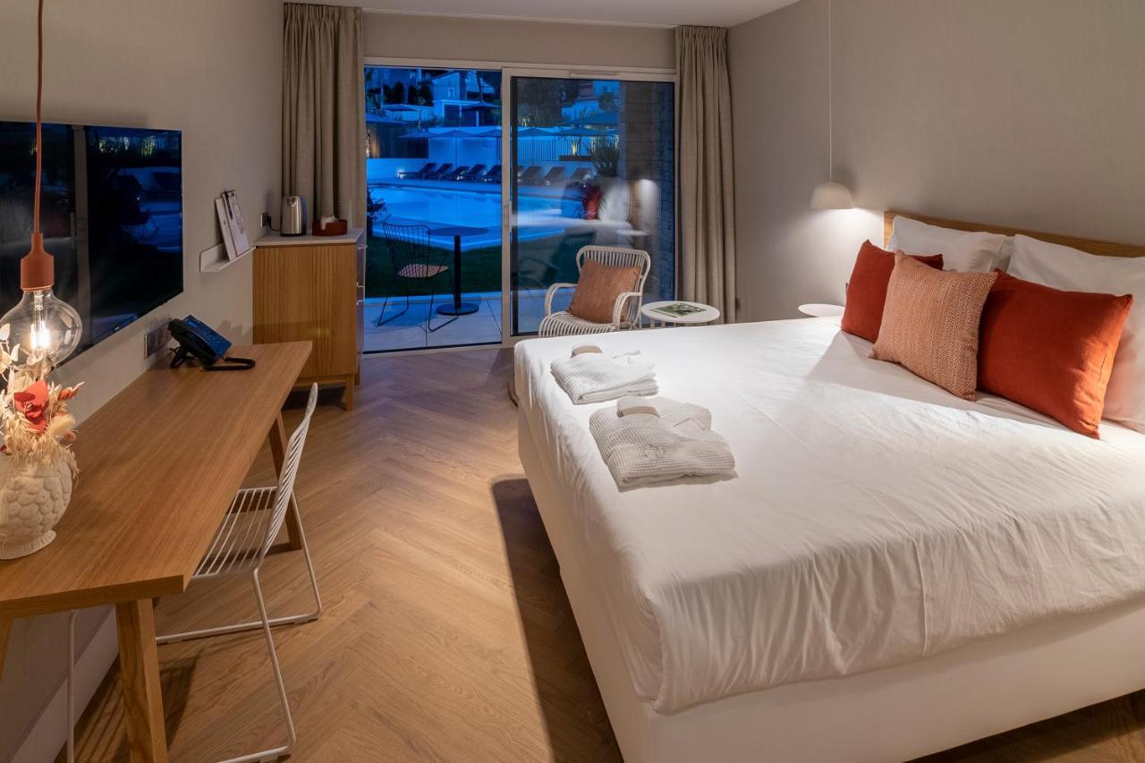 Van Der Valk Hotel Bloom サン・エギュルフ エクステリア 写真