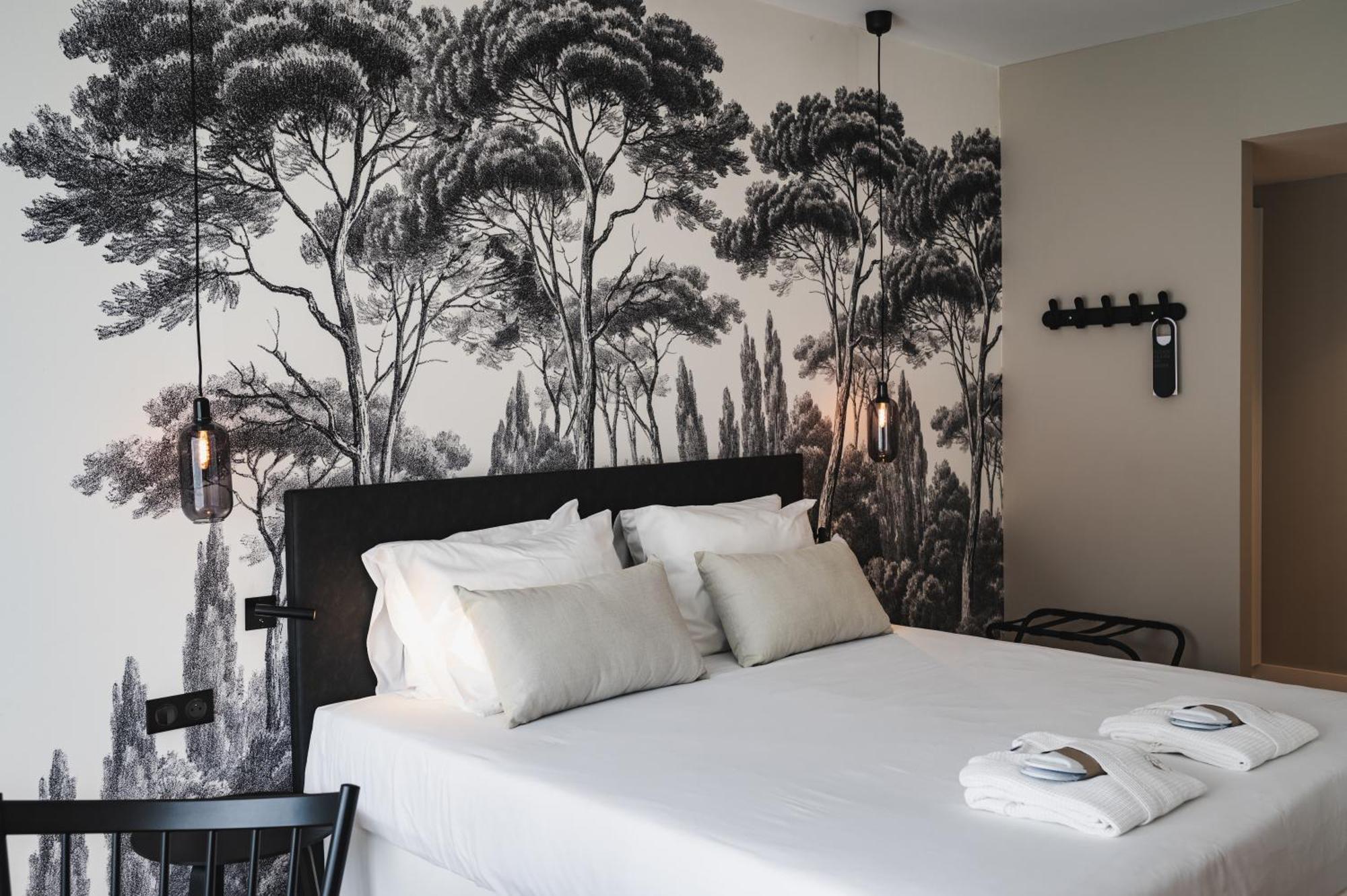 Van Der Valk Hotel Bloom サン・エギュルフ エクステリア 写真